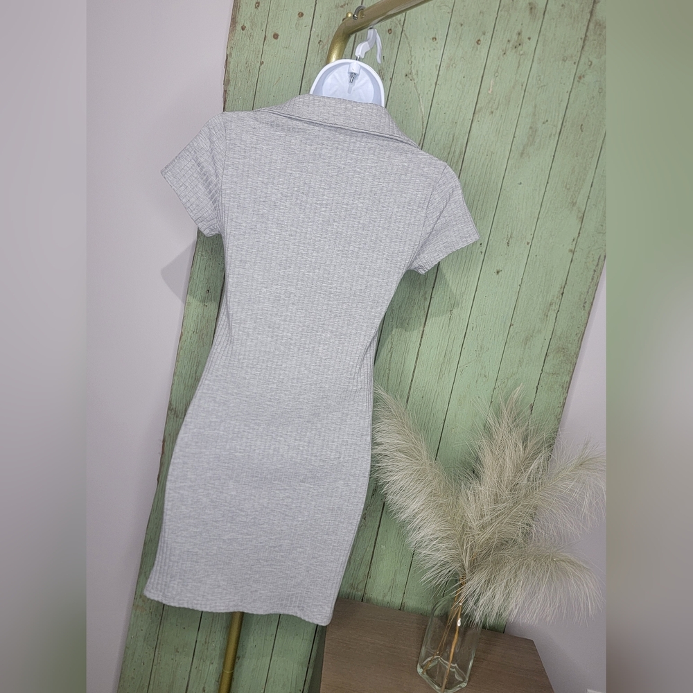 Gray Knit Ribbed Collared Button-Down Dress In Small - Picture 2 of 6